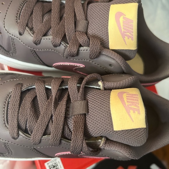 SOLD Nike Court Borough Low 2 (Size 5Y) - Picture 9 of 10